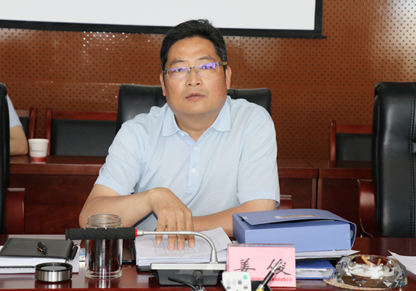 2018年6月8日 集團(tuán)公司黨委組織召開“大學(xué)習(xí)、大討論、大調(diào)研”專題討論會(huì)3