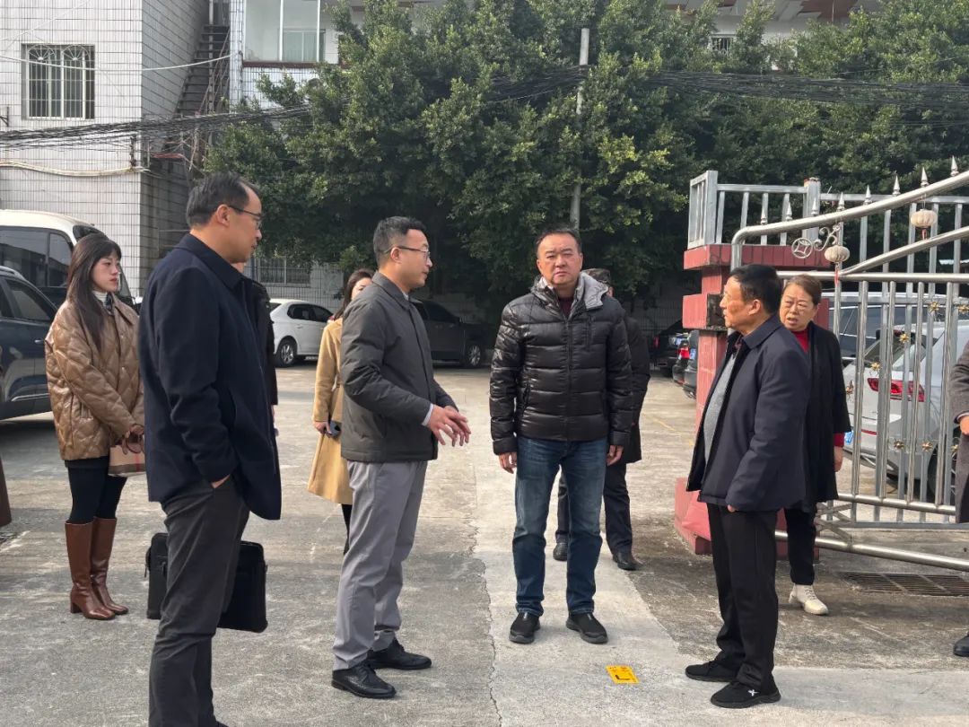 市政協(xié)黨組副書記、副主席劉澤球帶隊(duì)赴德陽(yáng)醬油中試基地調(diào)研